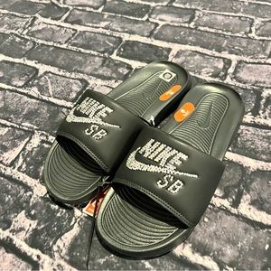 Bling Nike SB Rhinestone Slides Black Crystal NWT Women’s size 7.5 Mens 6 Custom